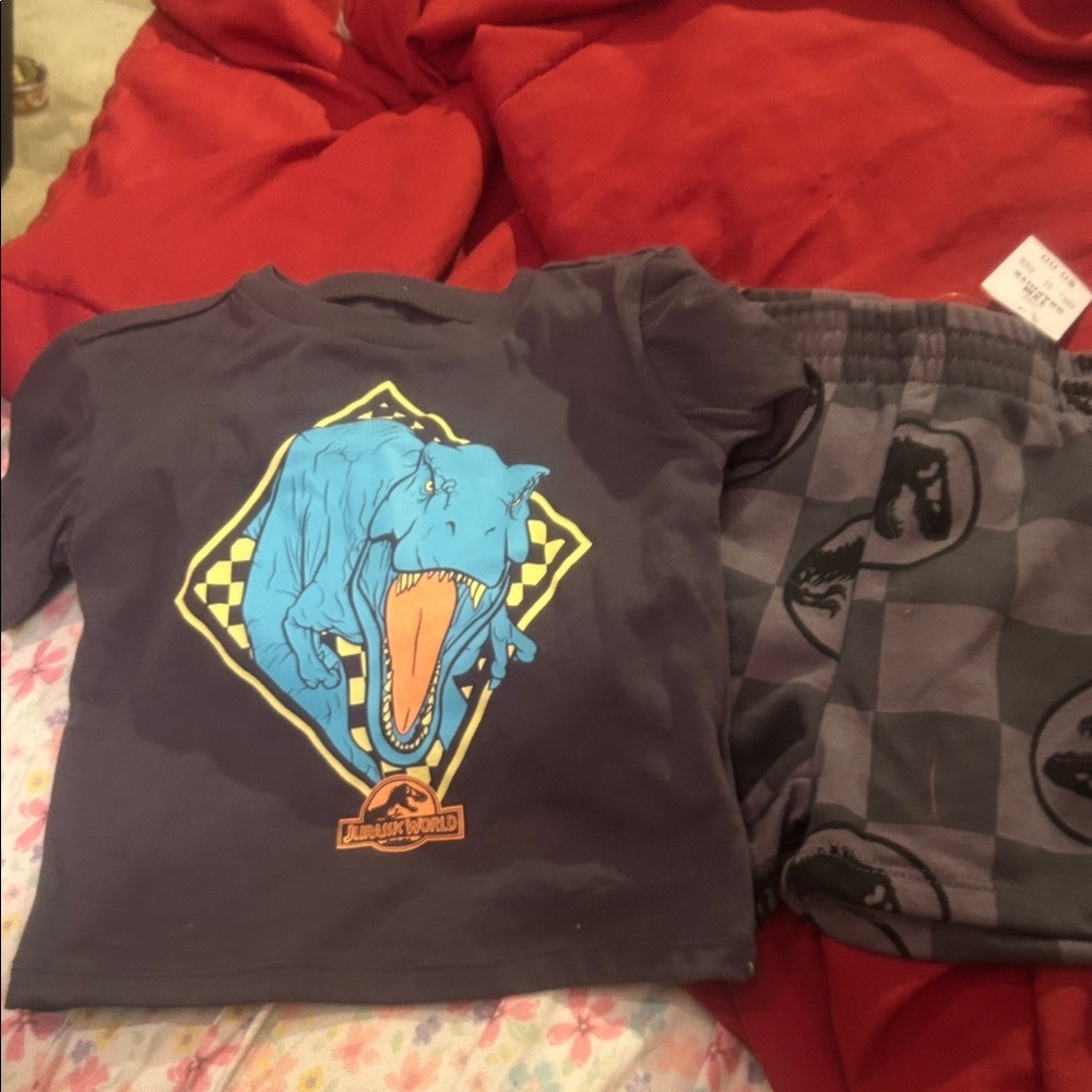 NWT Sz 12mths Jurassic world shortset